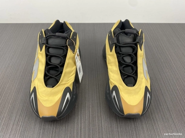 Yeezy Flux' GZ0717 MNVN 'Honey Boost 700 0812